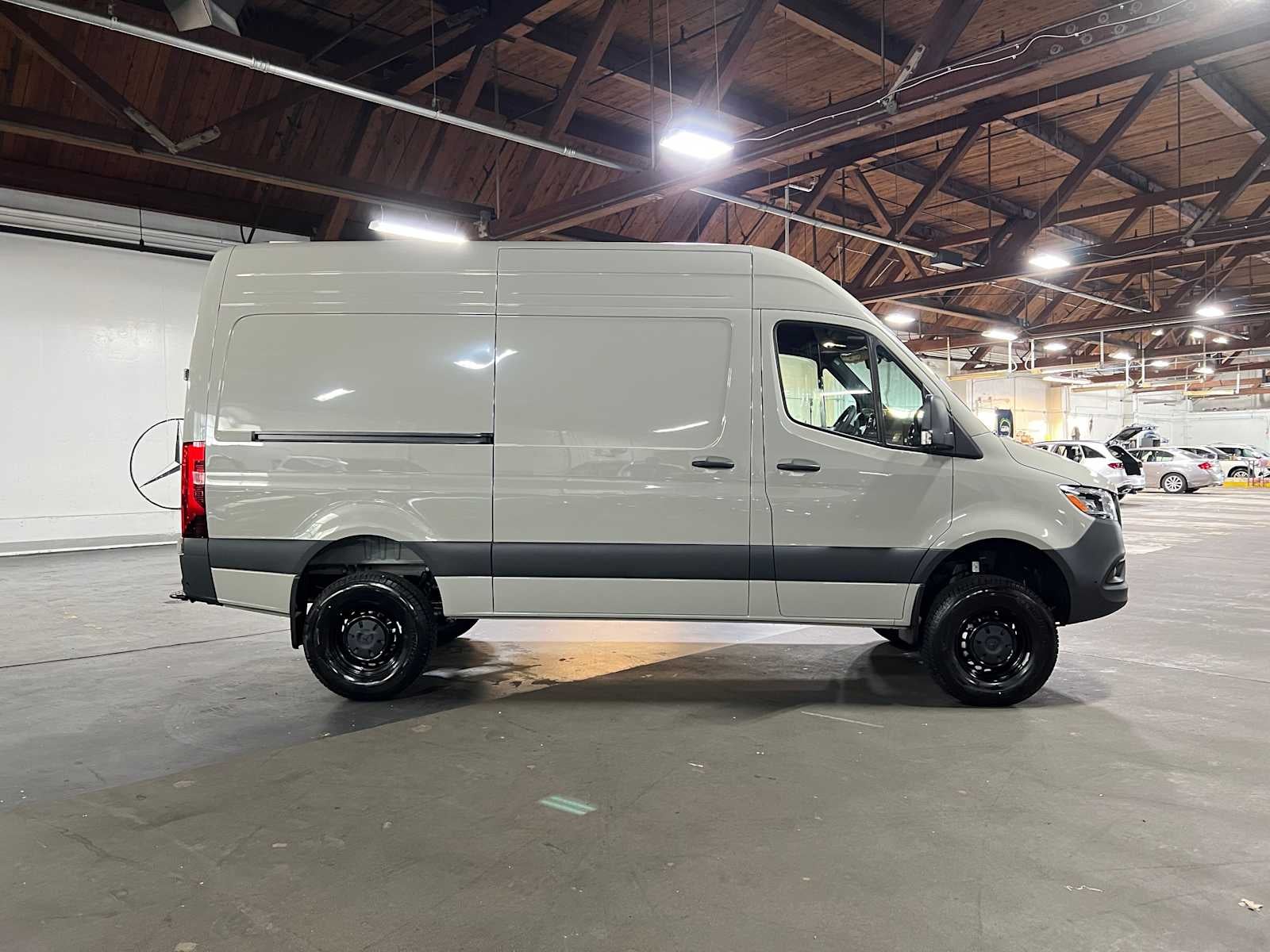 2027 Mercedes-Benz Sprinter Cargo 2500 Standard Roof I4 Diesel HO 144 AWD