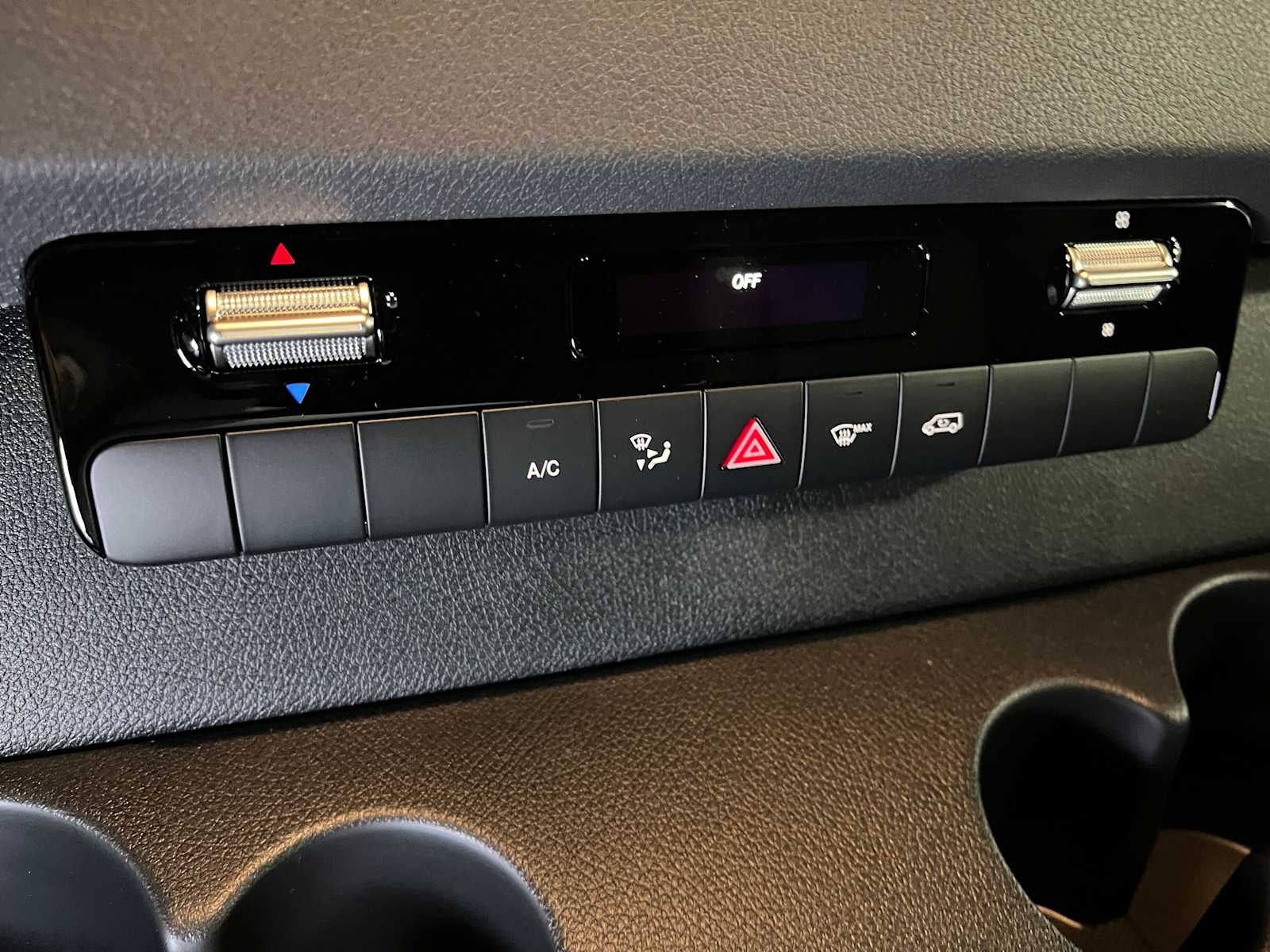 2027 Mercedes-Benz Sprinter Cargo 2500 Standard Roof I4 Diesel HO 144 AWD