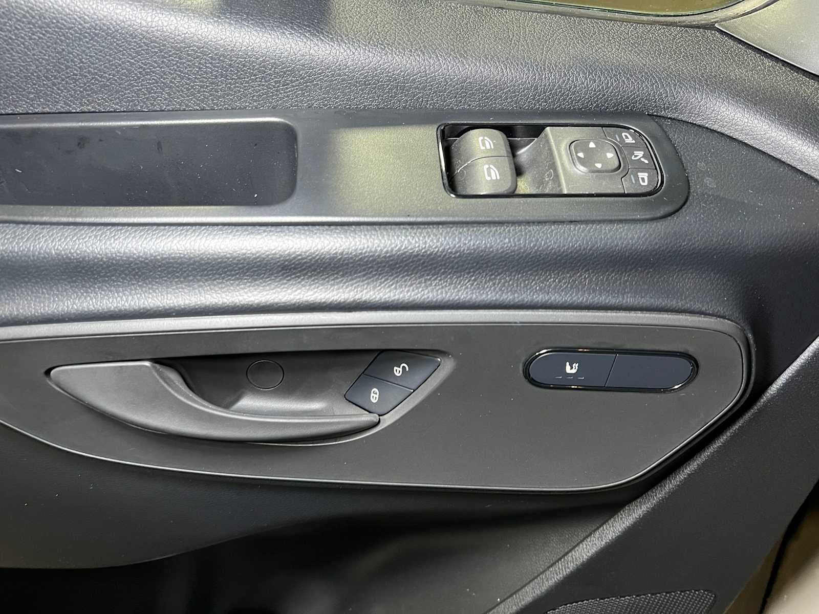 2025 Mercedes-Benz Sprinter Cargo Van 2500 Standard Roof I4 Diesel HO 144" AWD