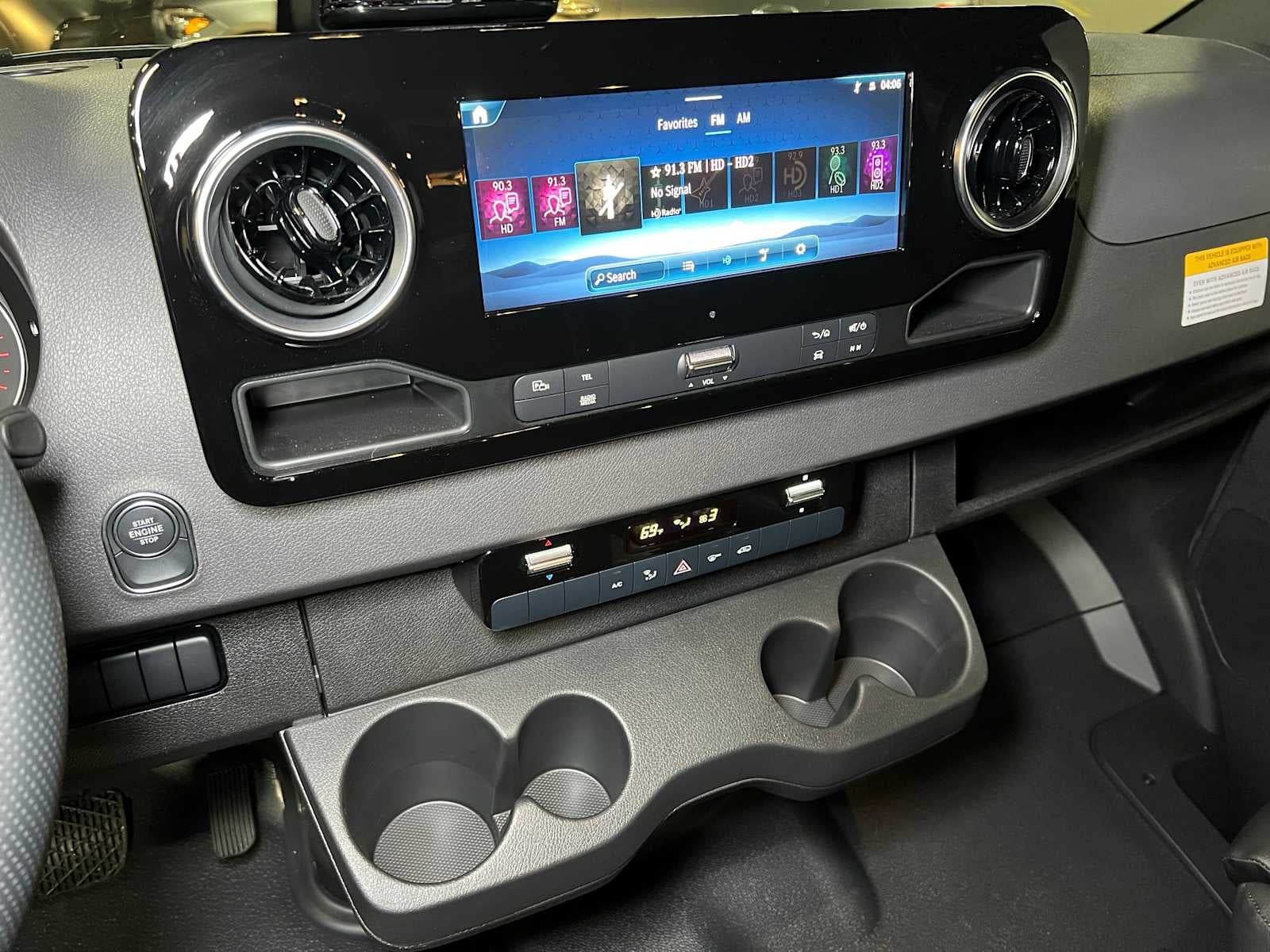 2025 Mercedes-Benz Sprinter Cargo Van 2500 Standard Roof I4 Diesel HO 144" AWD