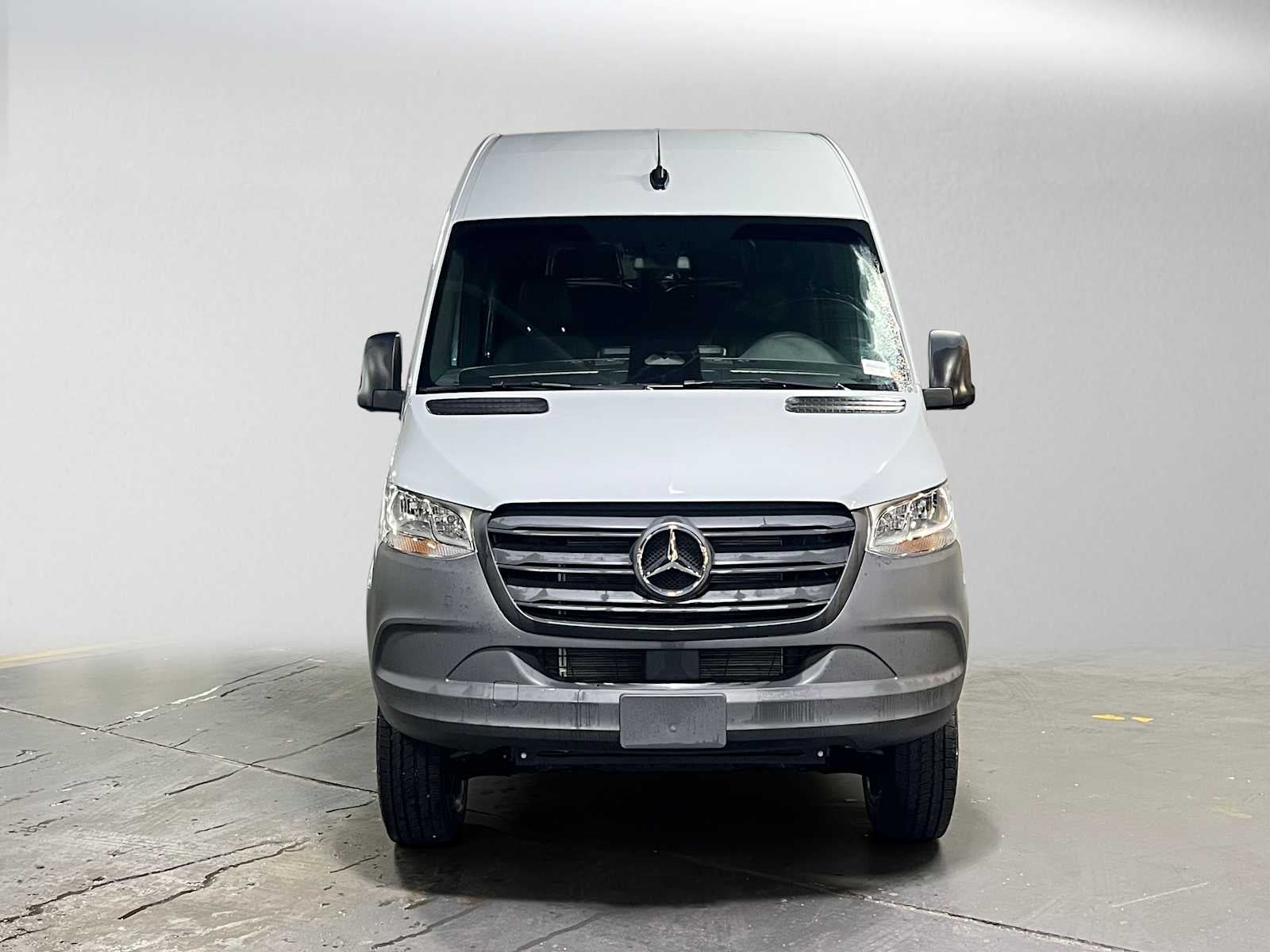 2025 Mercedes-Benz Sprinter Cargo Van 2500 Standard Roof I4 Diesel HO 144 AWD