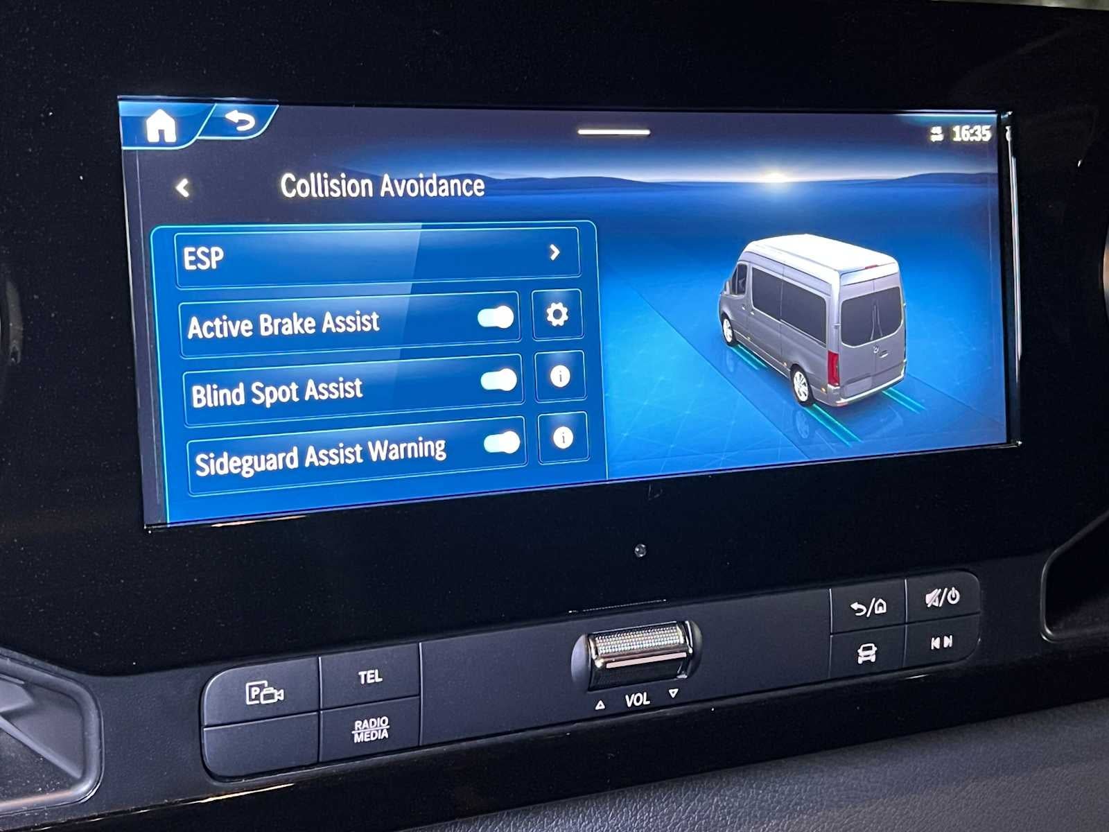 2025 Mercedes-Benz Sprinter Cargo Van 2500 Standard Roof I4 Diesel HO 144 AWD
