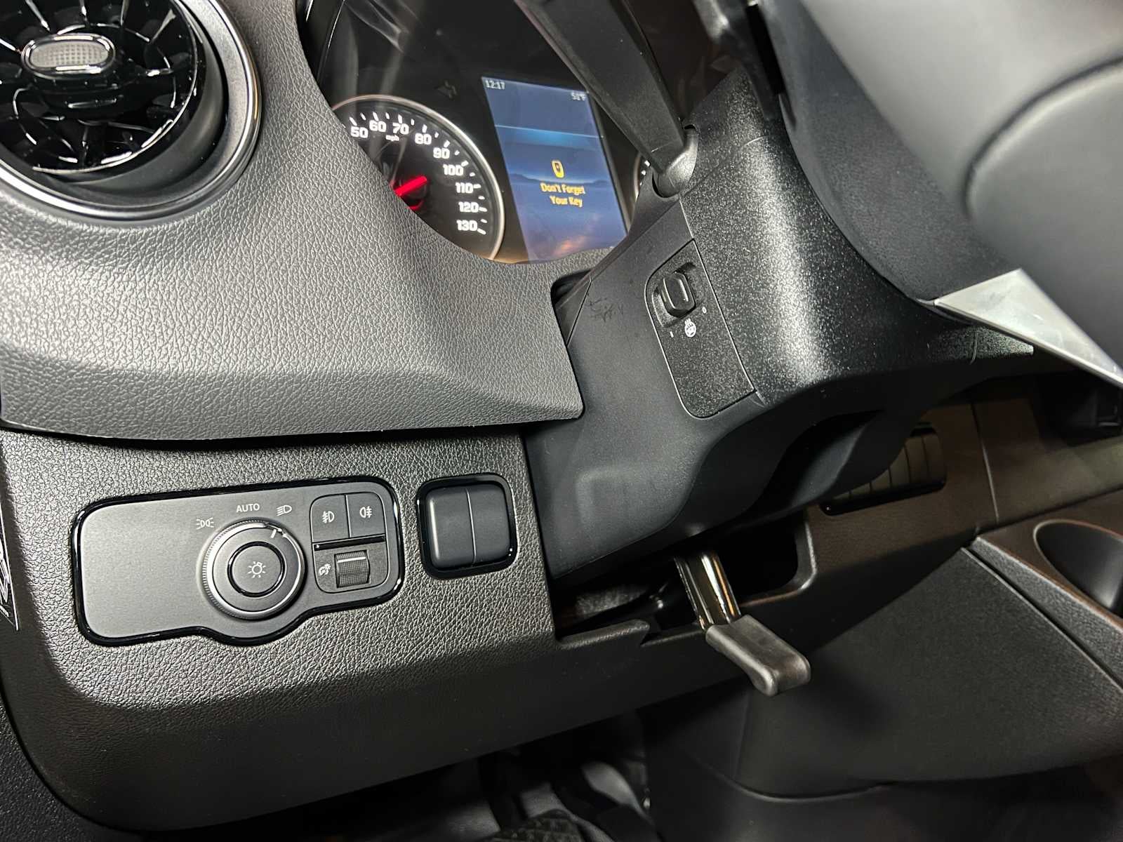 2026 Mercedes-Benz Sprinter 2500 Standard Roof I4 Diesel HO 144 AWD