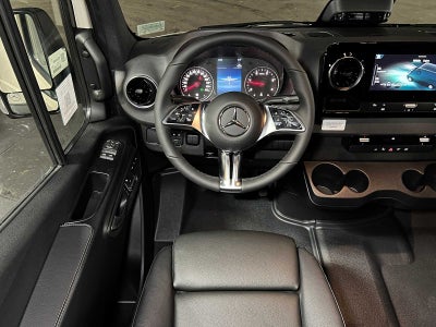 2026 Mercedes-Benz Sprinter 2500 Standard Roof I4 Diesel HO 144 AWD