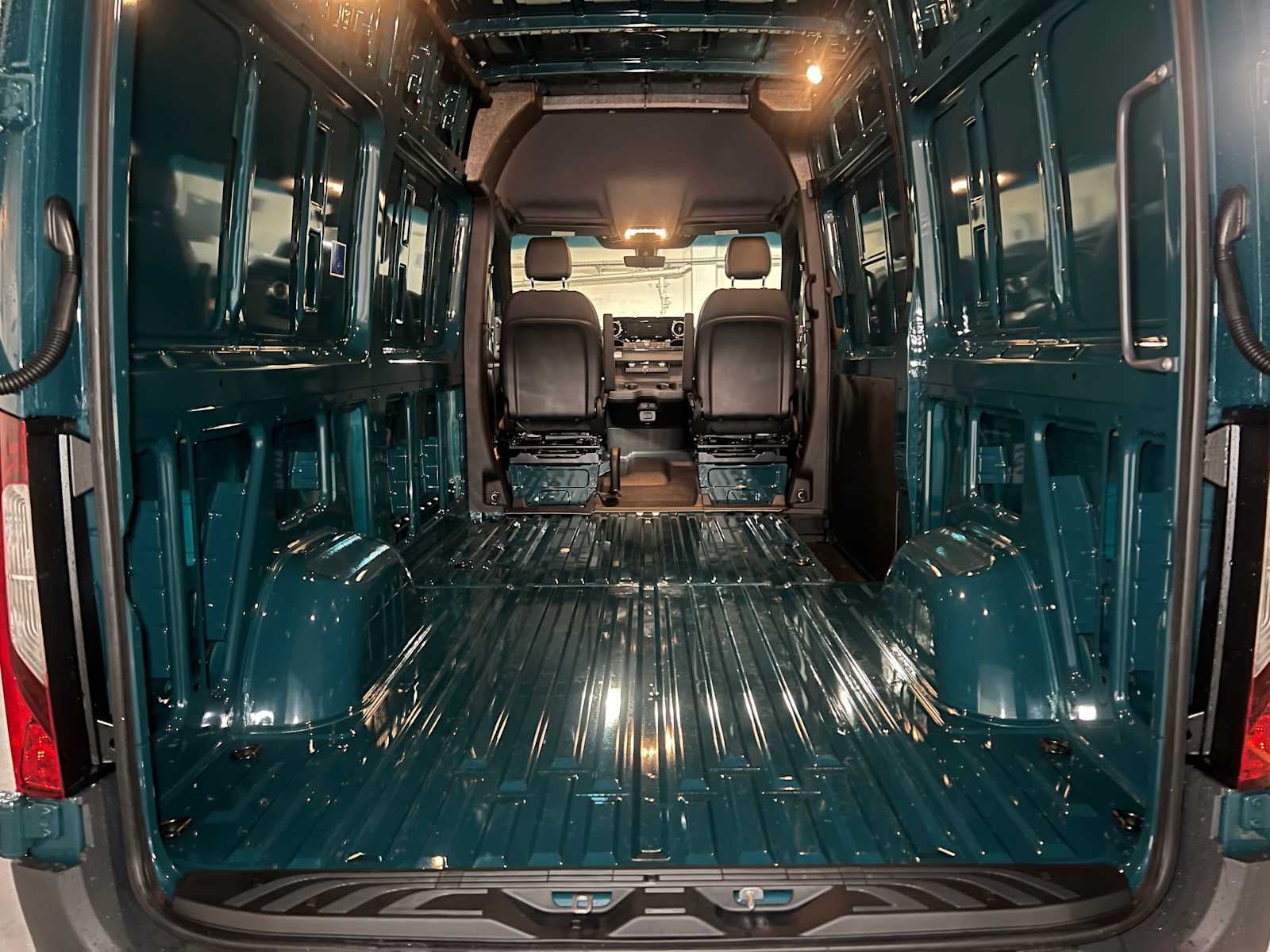 2026 Mercedes-Benz Sprinter Cargo Van 2500 Standard Roof I4 Diesel HO 144 AWD