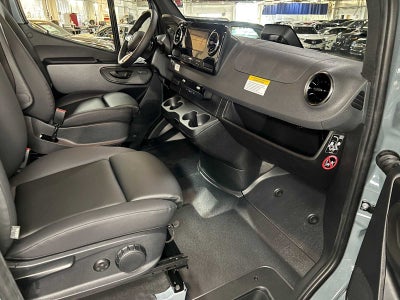 2026 Mercedes-Benz Sprinter 2500 Standard Roof I4 Diesel HO 144 AWD