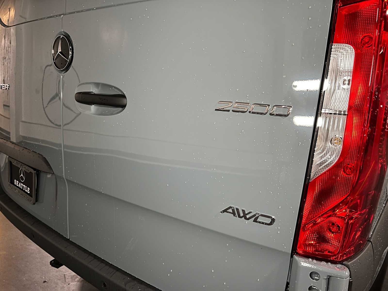 2026 Mercedes-Benz Sprinter 2500 Standard Roof I4 Diesel HO 144 AWD