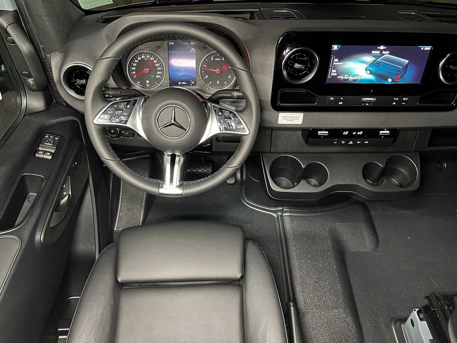 2026 Mercedes-Benz Sprinter 2500 Standard Roof I4 Diesel HO 144 AWD