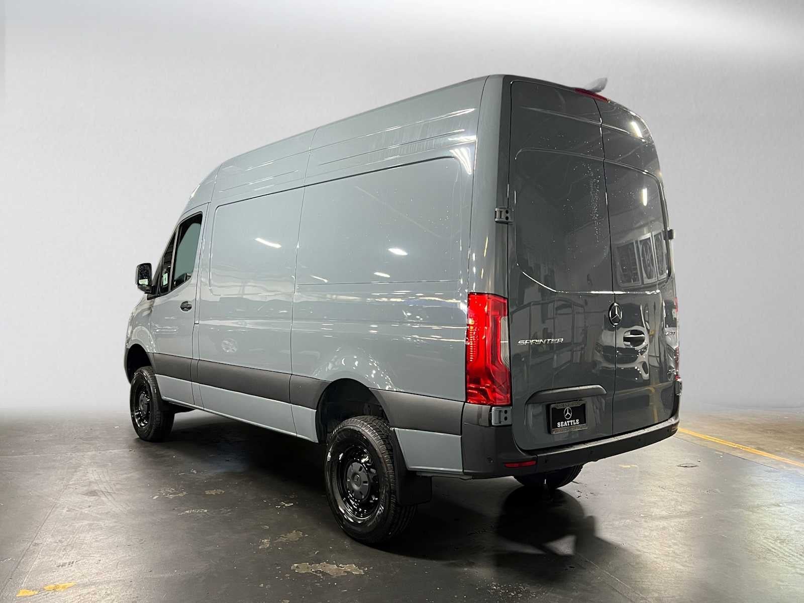 2026 Mercedes-Benz Sprinter 2500 Standard Roof I4 Diesel HO 144 AWD