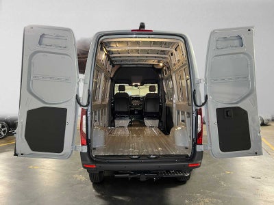 2027 Mercedes-Benz Sprinter Cargo 2500 Standard Roof I4 Diesel HO 144 AWD