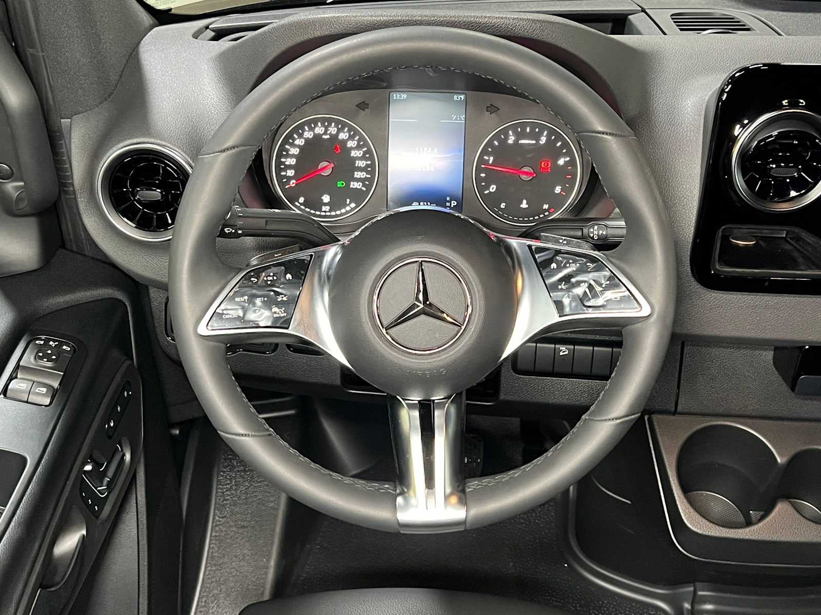 2026 Mercedes-Benz Sprinter 2500 Standard Roof I4 Diesel HO 144 AWD