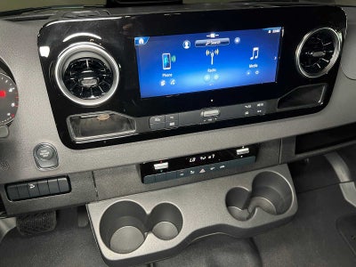 2026 Mercedes-Benz Sprinter 2500 Standard Roof I4 Diesel HO 144 AWD