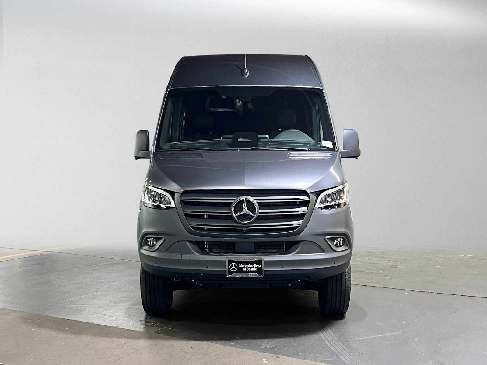 2026 Mercedes-Benz Sprinter 2500 Standard Roof I4 Diesel HO 144 AWD
