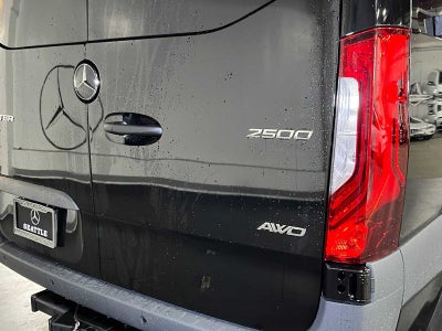 2026 Mercedes-Benz Sprinter Cargo 2500 Standard Roof I4 Diesel HO 144 AWD