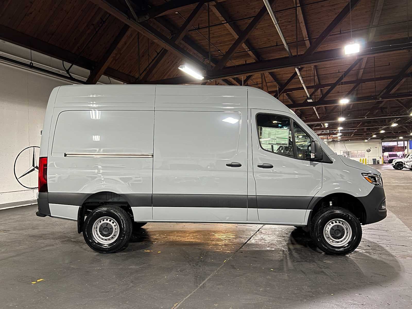 2026 Mercedes-Benz Sprinter 2500 Standard Roof I4 Diesel HO 144" AWD