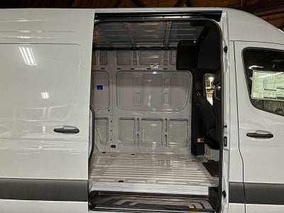 2026 Mercedes-Benz Sprinter 2500 Standard Roof I4 Diesel HO 144" AWD