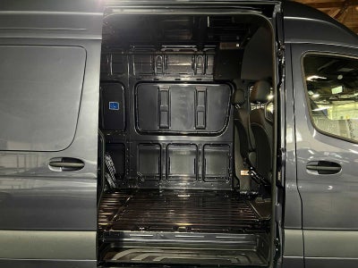 2026 Mercedes-Benz Sprinter 2500 Standard Roof I4 Diesel HO 144 AWD