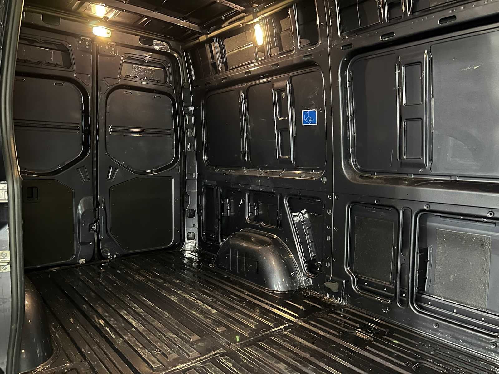 2026 Mercedes-Benz Sprinter 2500 Standard Roof I4 Diesel HO 144 AWD