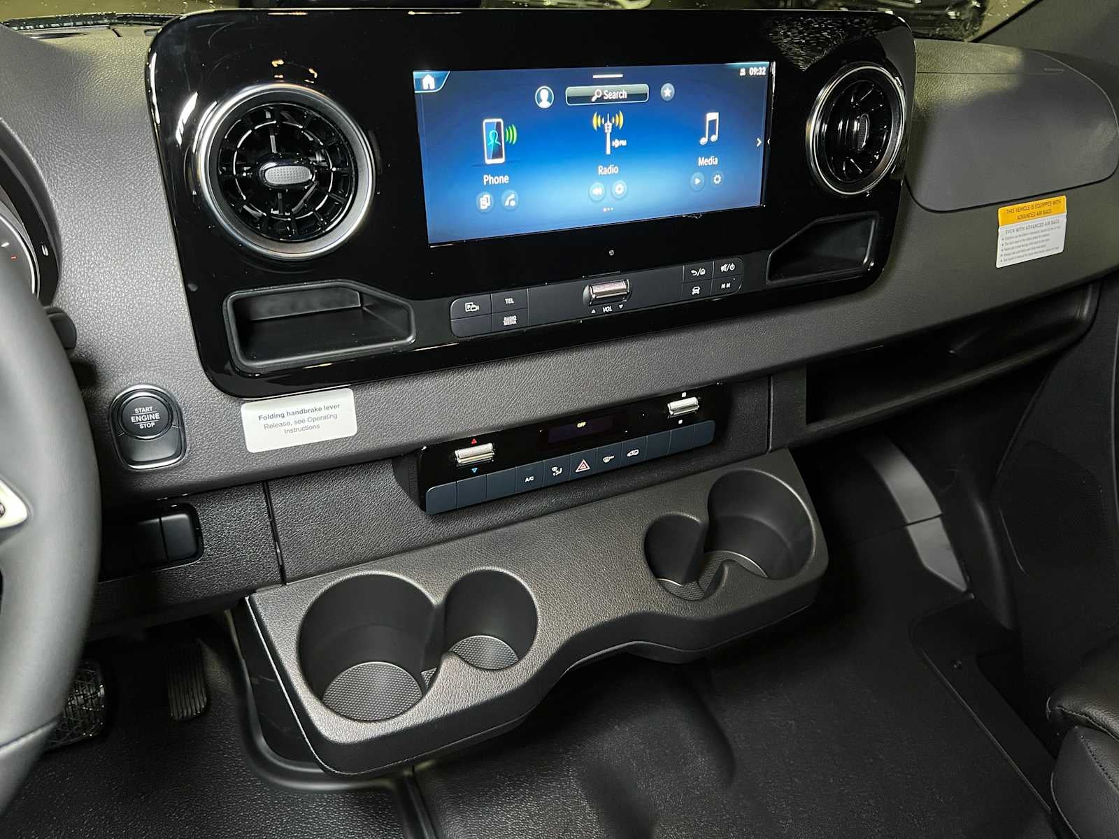 2026 Mercedes-Benz Sprinter 2500 Standard Roof I4 Diesel HO 144" AWD