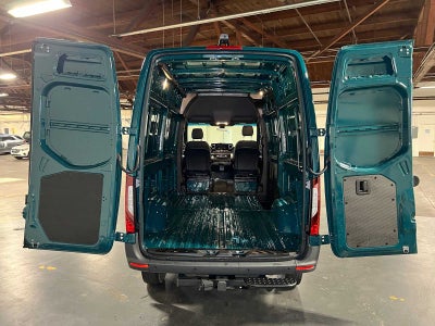 2026 Mercedes-Benz Sprinter 2500 Standard Roof I4 Diesel HO 144 AWD