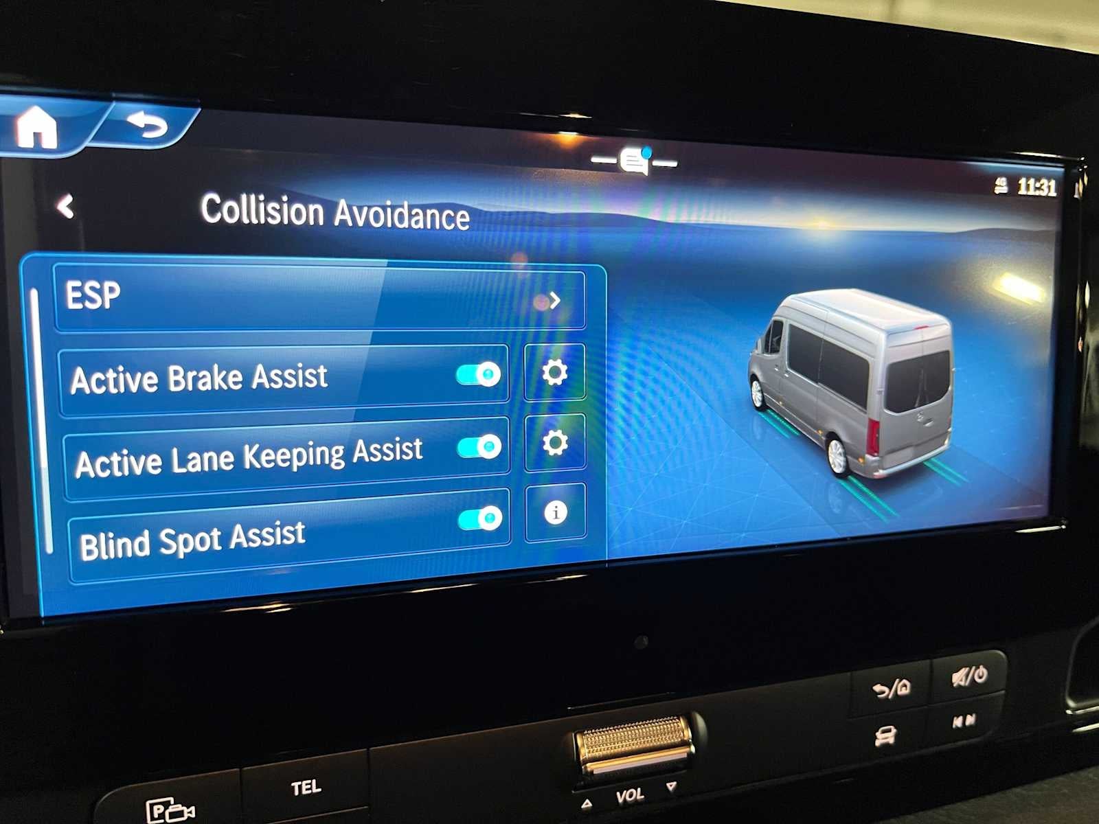 2026 Mercedes-Benz Sprinter 2500 Standard Roof I4 Diesel HO 144 AWD