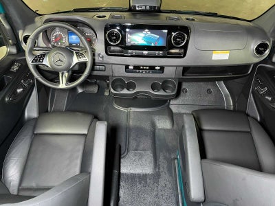 2026 Mercedes-Benz Sprinter 2500 Standard Roof I4 Diesel HO 144 AWD