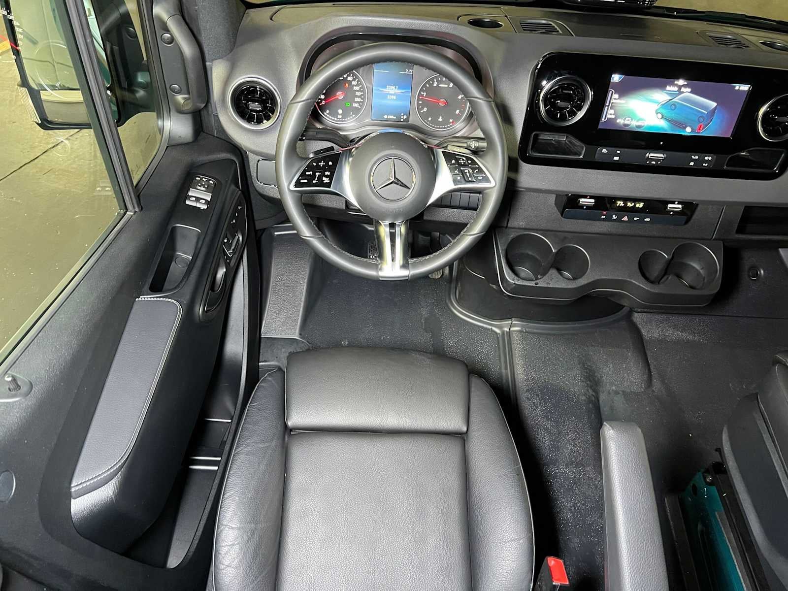2026 Mercedes-Benz Sprinter 2500 Standard Roof I4 Diesel HO 144 AWD
