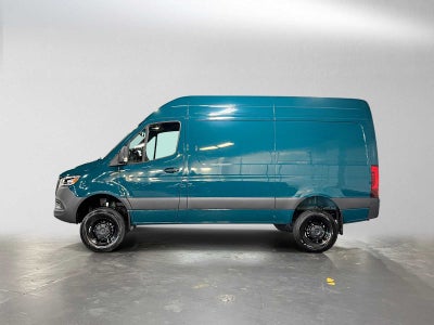 2026 Mercedes-Benz Sprinter 2500 Standard Roof I4 Diesel HO 144 AWD