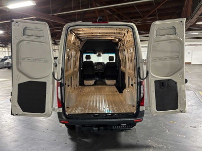 2026 Mercedes-Benz Sprinter 2500 Standard Roof I4 Diesel HO 144 AWD