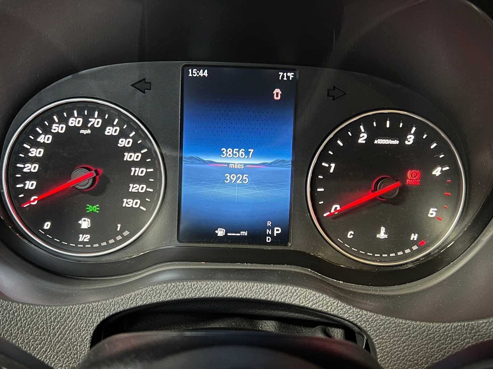 2026 Mercedes-Benz Sprinter 2500 Standard Roof I4 Diesel HO 144 AWD