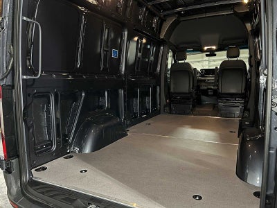 2026 Mercedes-Benz Sprinter 2500 Standard Roof I4 Diesel HO 144 AWD