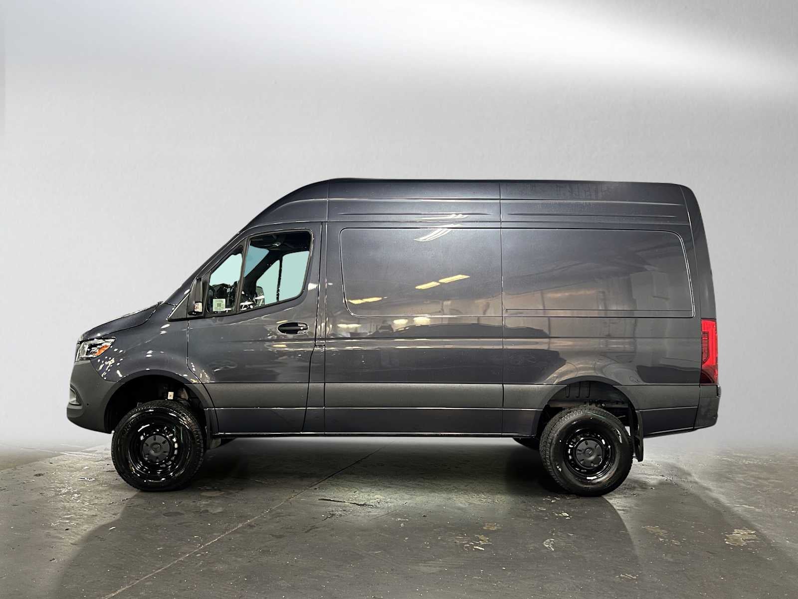 2026 Mercedes-Benz Sprinter 2500 Standard Roof I4 Diesel HO 144 AWD