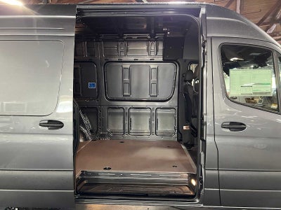 2026 Mercedes-Benz Sprinter Cargo 2500 Standard Roof I4 Diesel HO 144 AWD