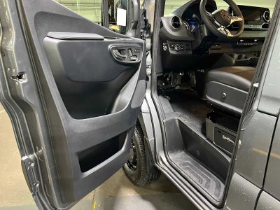 2026 Mercedes-Benz Sprinter Cargo 2500 Standard Roof I4 Diesel HO 144 AWD