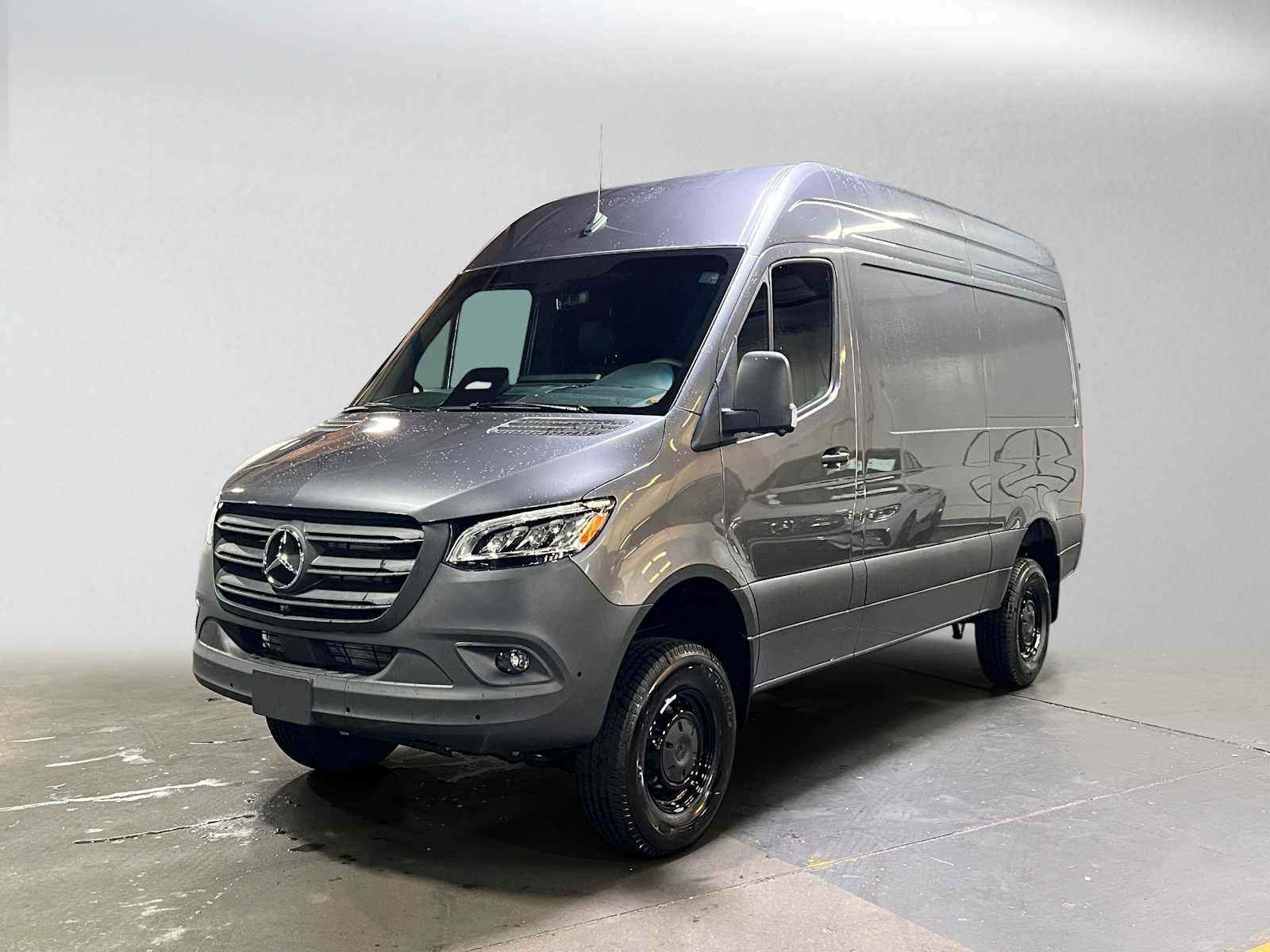2026 Mercedes-Benz Sprinter Cargo 2500 Standard Roof I4 Diesel HO 144 AWD