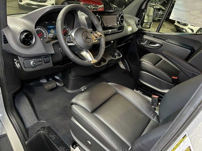 2026 Mercedes-Benz Sprinter 2500 Standard Roof I4 Diesel HO 144 AWD