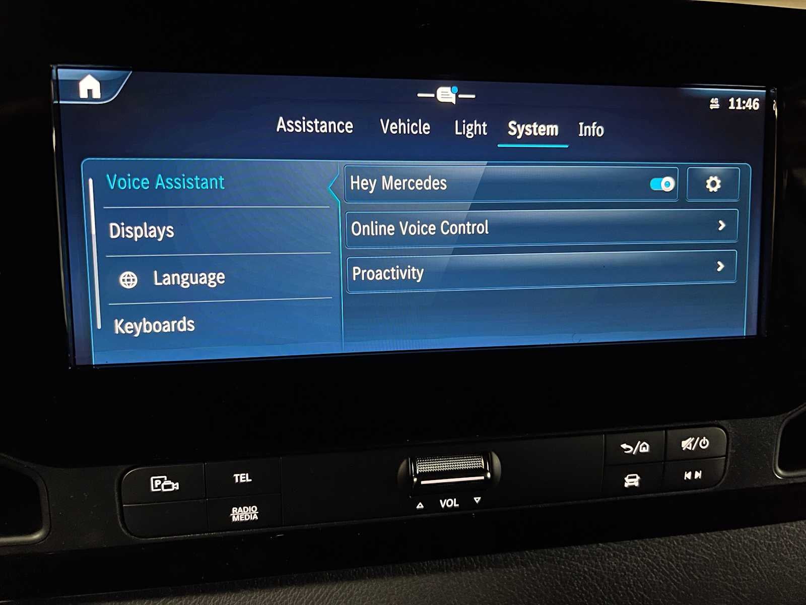 2026 Mercedes-Benz Sprinter 2500 Standard Roof I4 Diesel HO 144 AWD