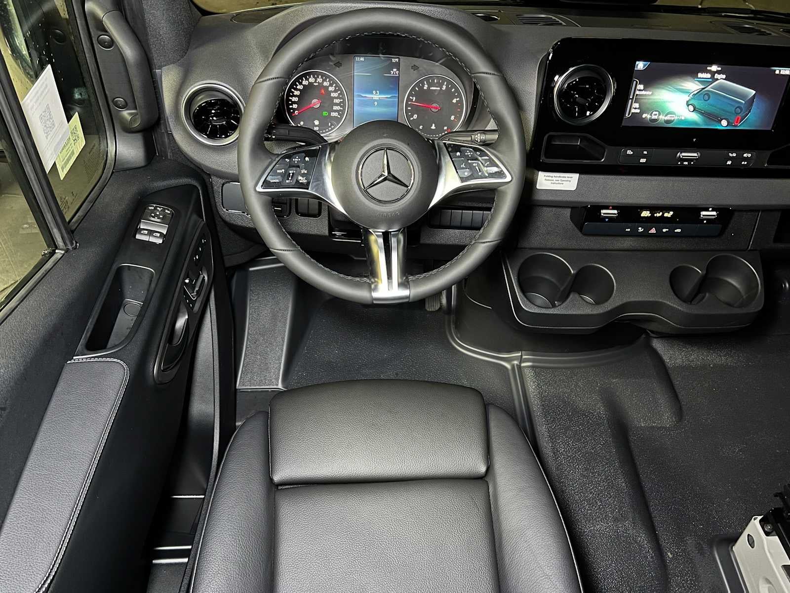 2026 Mercedes-Benz Sprinter 2500 Standard Roof I4 Diesel HO 144 AWD