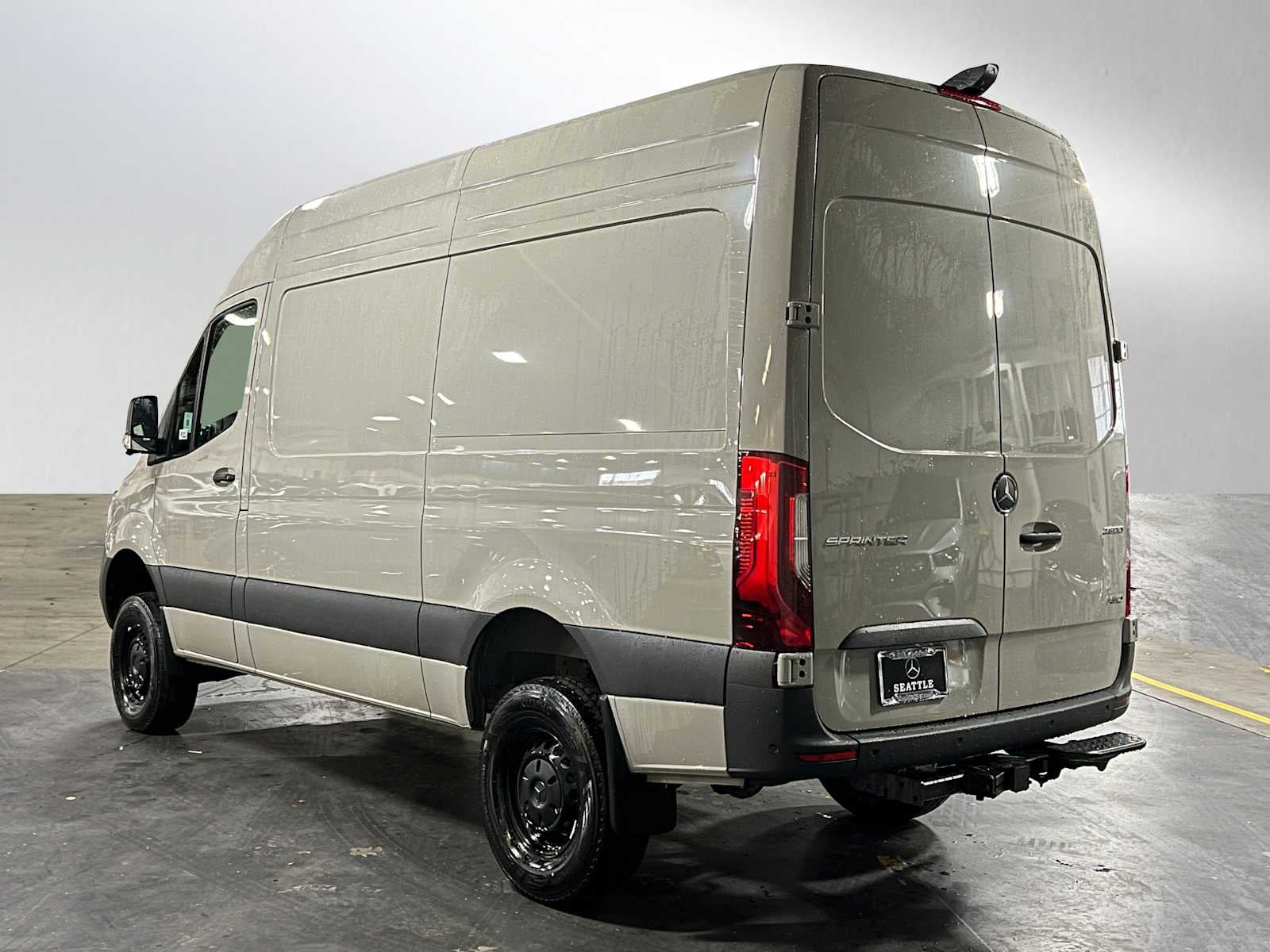 2026 Mercedes-Benz Sprinter 2500 Standard Roof I4 Diesel HO 144 AWD