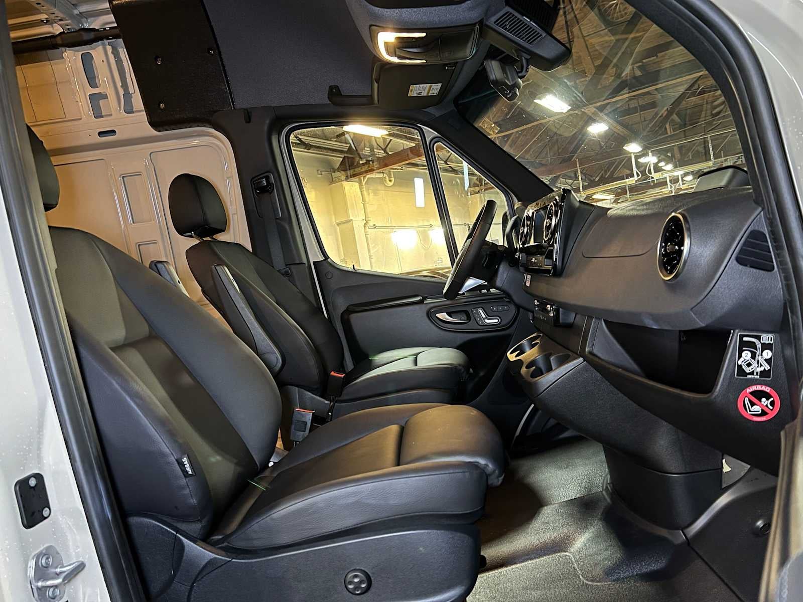 2026 Mercedes-Benz Sprinter 2500 Standard Roof I4 Diesel HO 144 AWD