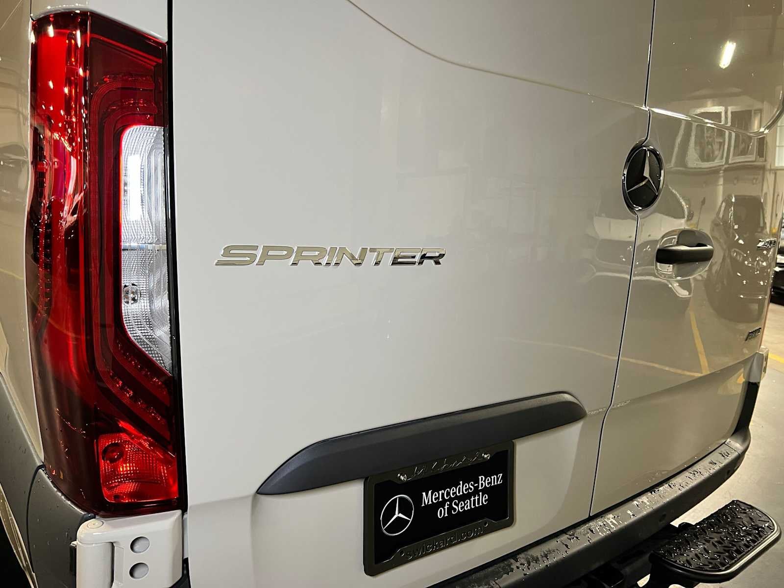 2026 Mercedes-Benz Sprinter 2500 Standard Roof I4 Diesel HO 144 AWD