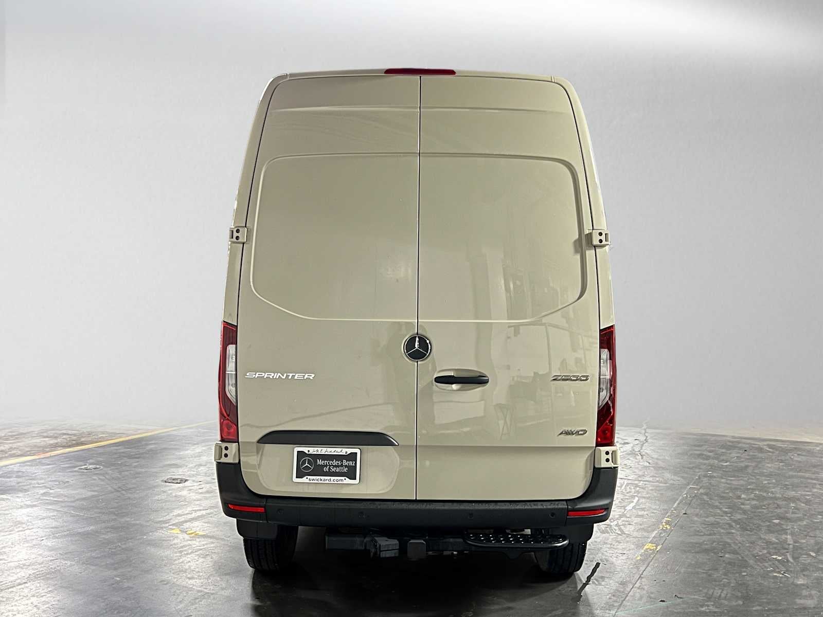 2026 Mercedes-Benz Sprinter 2500 Standard Roof I4 Diesel HO 144 AWD