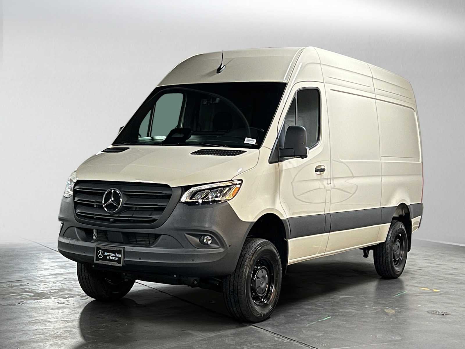 2026 Mercedes-Benz Sprinter 2500 Standard Roof I4 Diesel HO 144 AWD