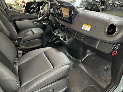 2026 Mercedes-Benz Sprinter 2500 Standard Roof I4 Diesel HO 144 AWD