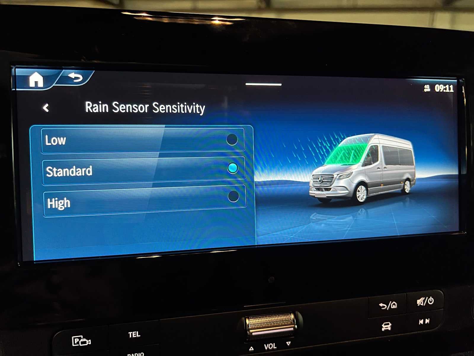 2026 Mercedes-Benz Sprinter 2500 Standard Roof I4 Diesel HO 144 AWD