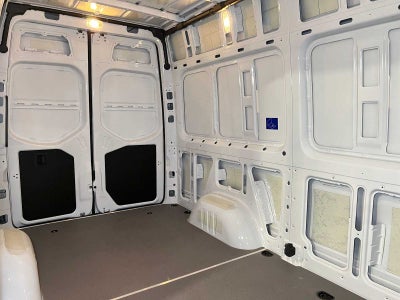 2025 Mercedes-Benz Sprinter Cargo 2500 Standard Roof I4 Diesel HO 144 AWD