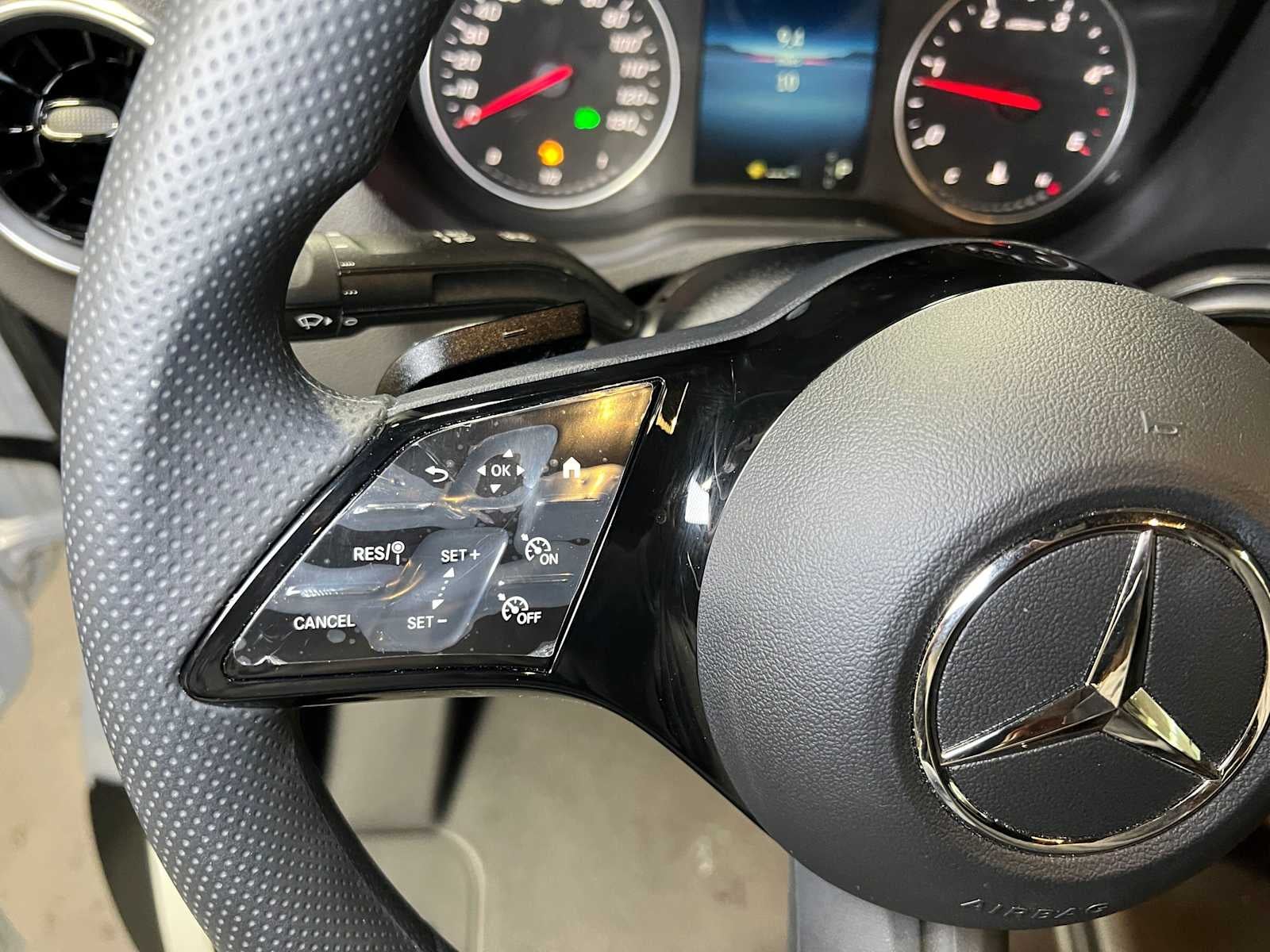 2025 Mercedes-Benz Sprinter Cargo 2500 Standard Roof I4 Diesel HO 144 AWD