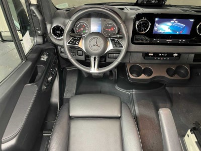 2026 Mercedes-Benz Sprinter 2500 Standard Roof I4 Diesel HO 144 AWD