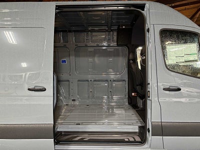 2026 Mercedes-Benz Sprinter 2500 Standard Roof I4 Diesel HO 144" AWD
