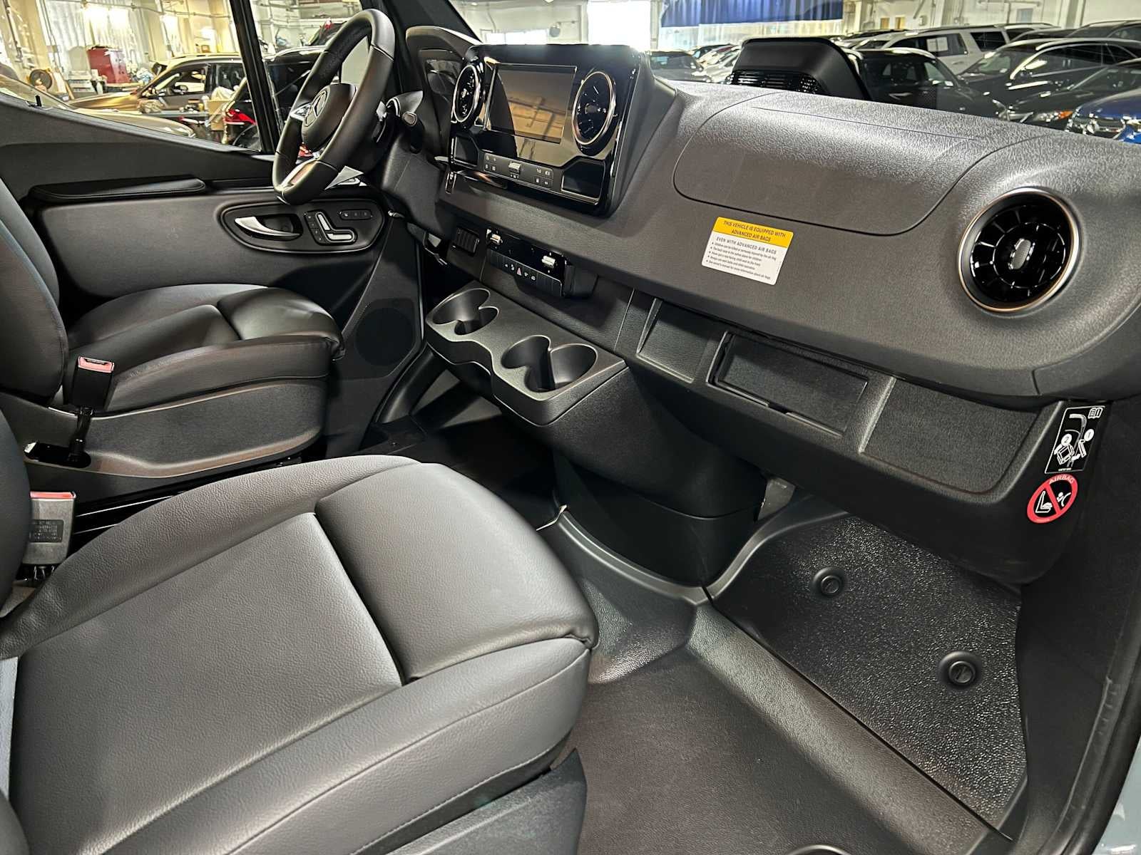 2026 Mercedes-Benz Sprinter 2500 Standard Roof I4 Diesel HO 144 AWD